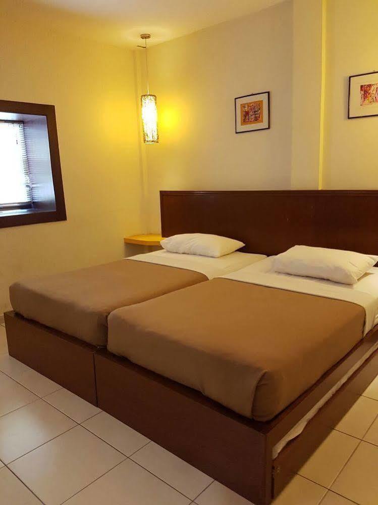 Newbridge Hotel Malakka Dış mekan fotoğraf
